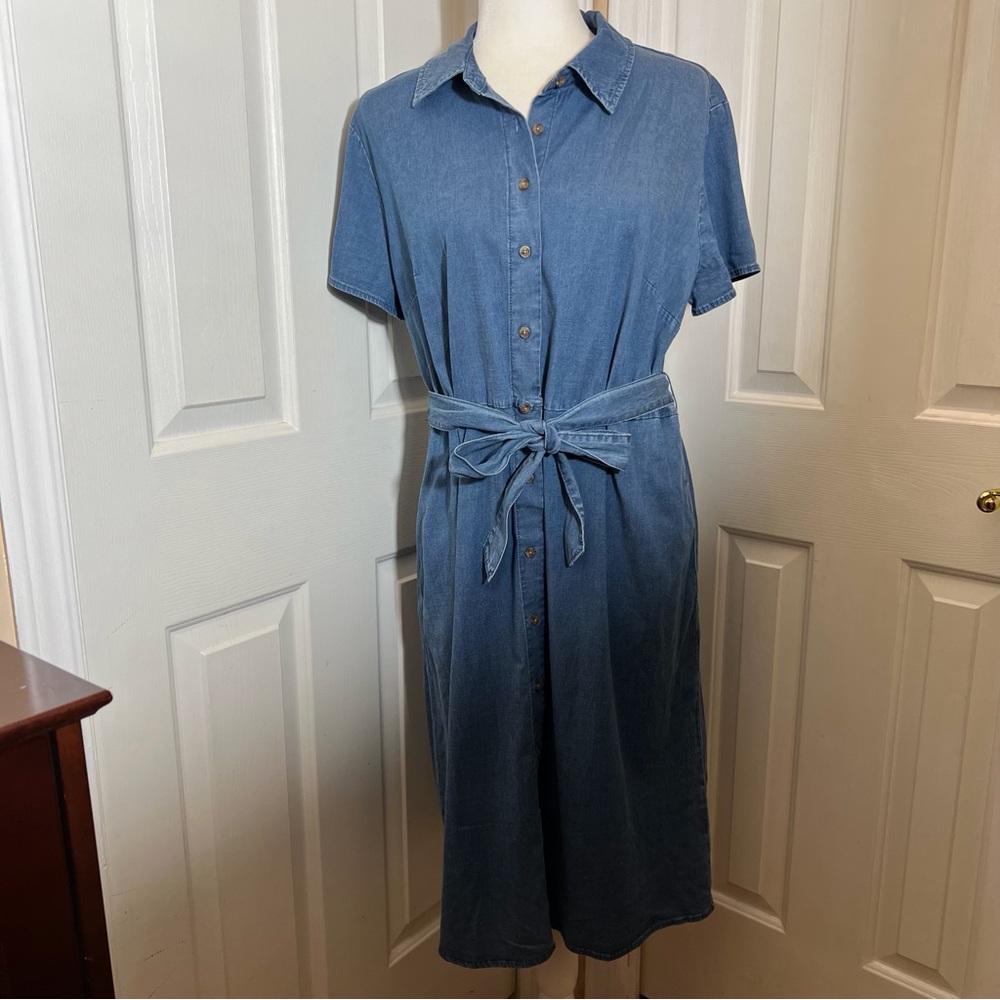 Denim & Co Shirt Dress M Lyocell Denim Blue Button Front Belted Short Sleeves